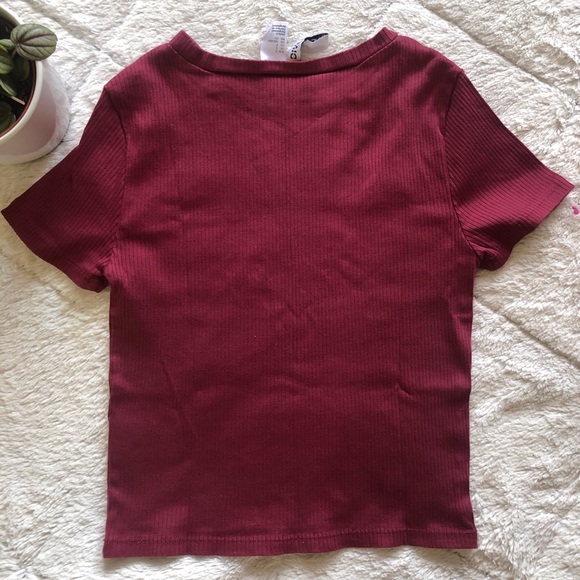 2 for 25❗️Ribbed Maroon Top - Picture 2 of 3